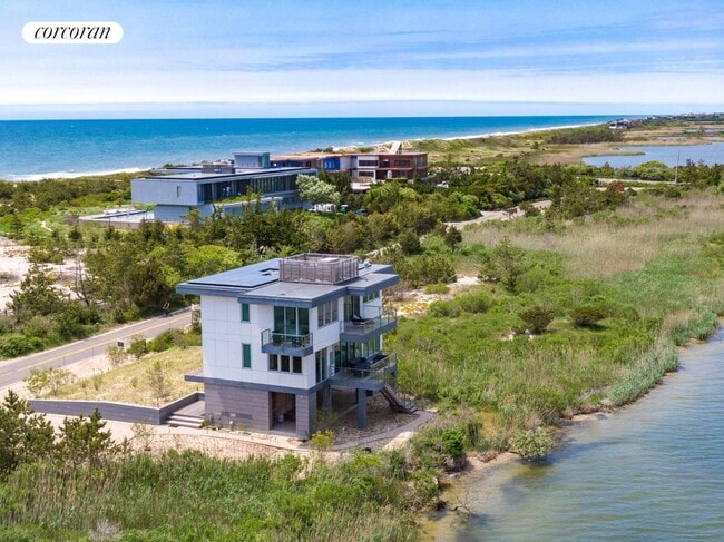 Building Photo - 1122 Flying Point Rd