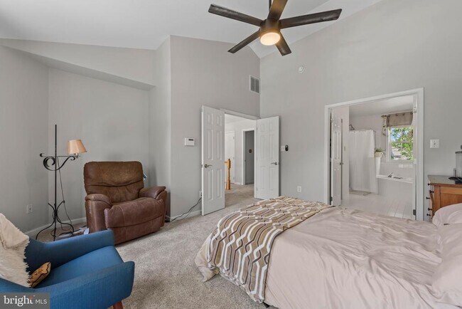 Building Photo - 43340 Wintersrun Ct