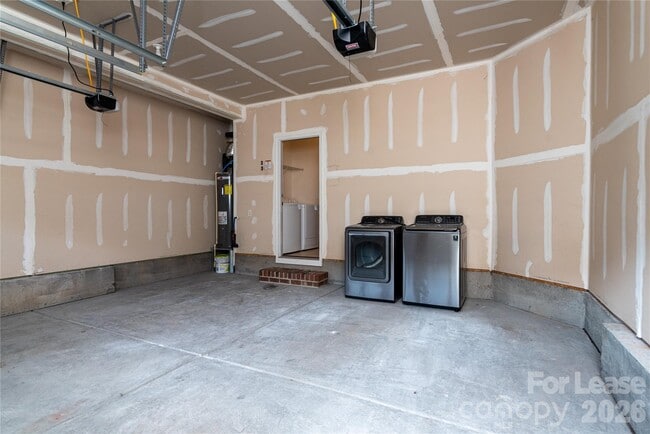 Building Photo - 106 Clarendon St