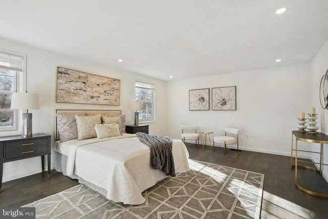 Building Photo - 13134 Madonna Ln