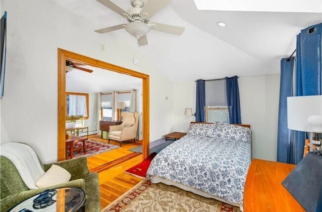 Building Photo - 56 Hillside Ave