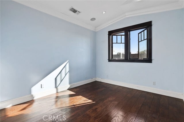 Building Photo - 250 Santo Tomas Ave