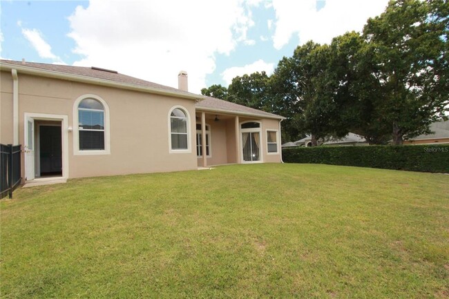 Building Photo - 824 Blairmont Ln