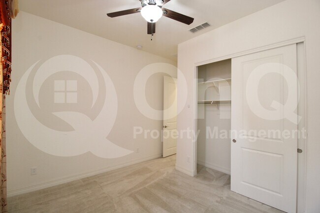 Building Photo - 1781 E Aster Pl