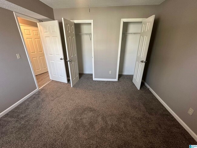Building Photo - 114 Stone Hill Cir