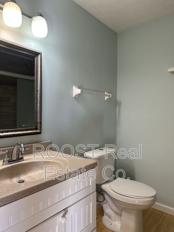 Building Photo - 908 Portlock Dr
