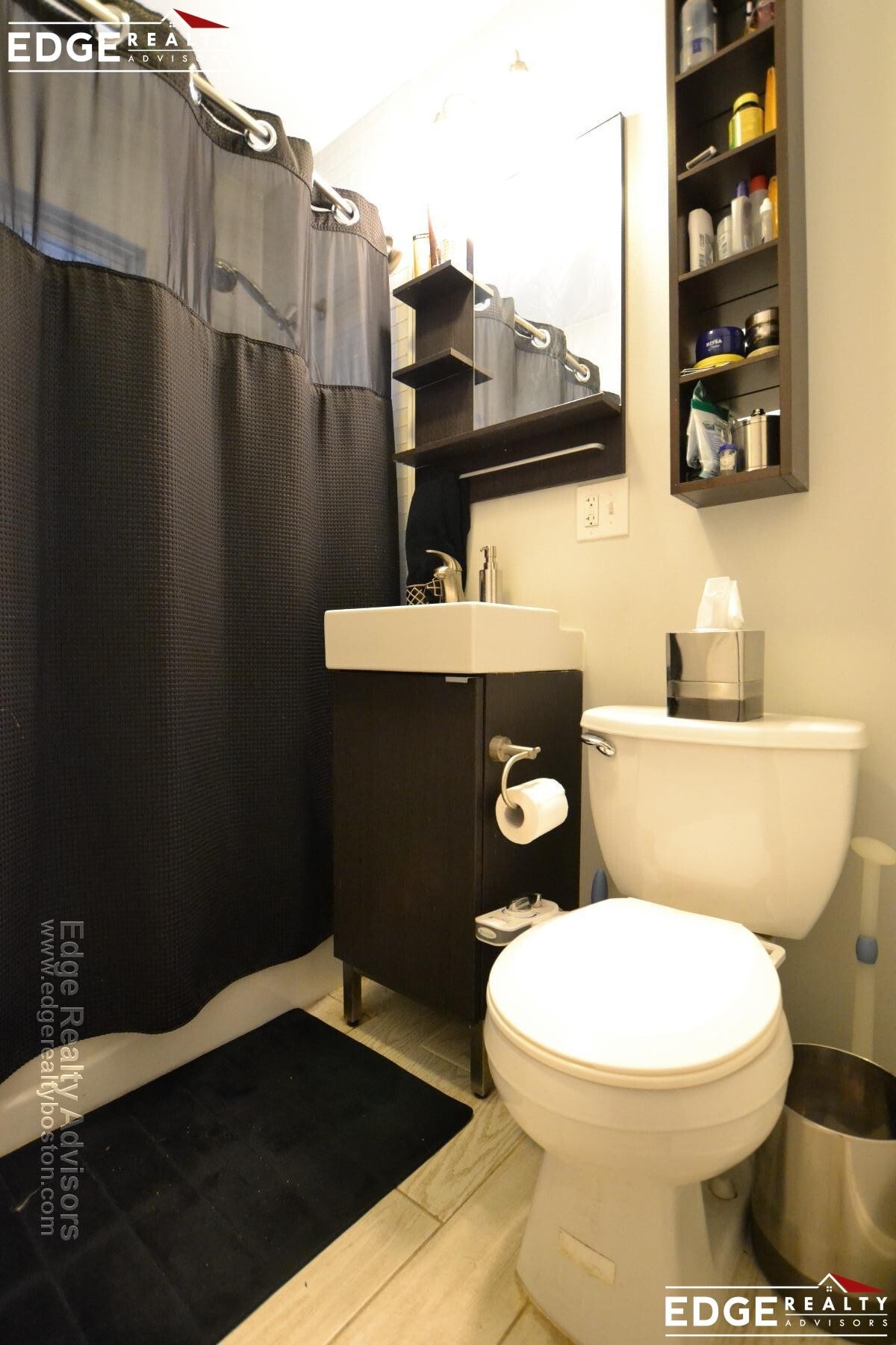 Building Photo - 133 Nottinghill Rd