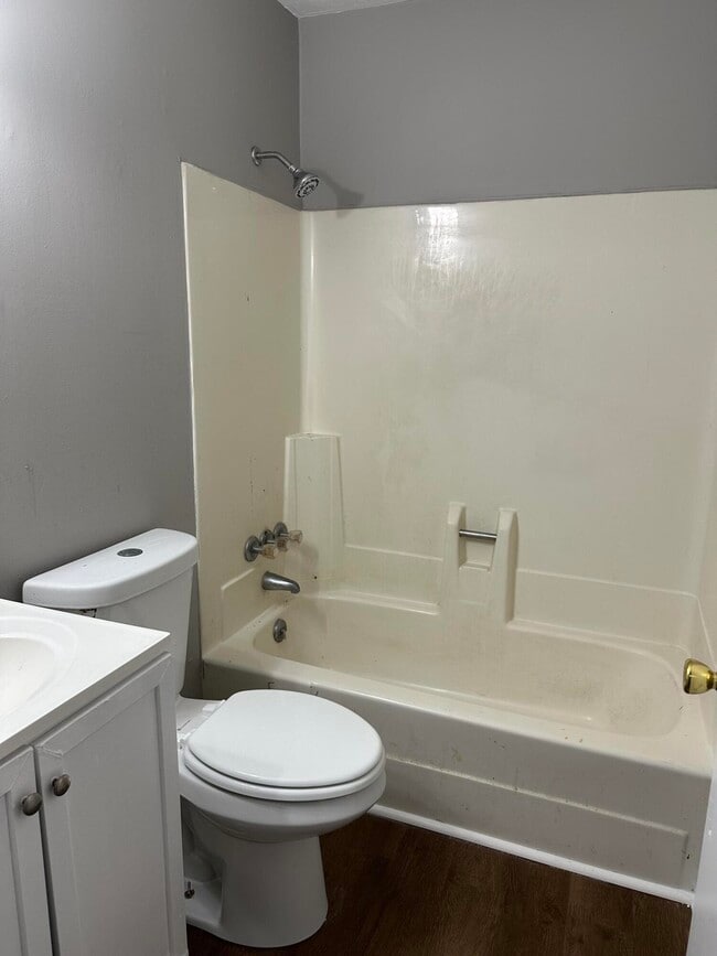 Building Photo - 1179 Tatesbrook Dr