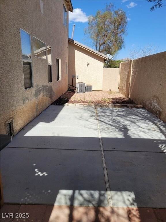 Building Photo - 2467 Sheltered Meadows Ln