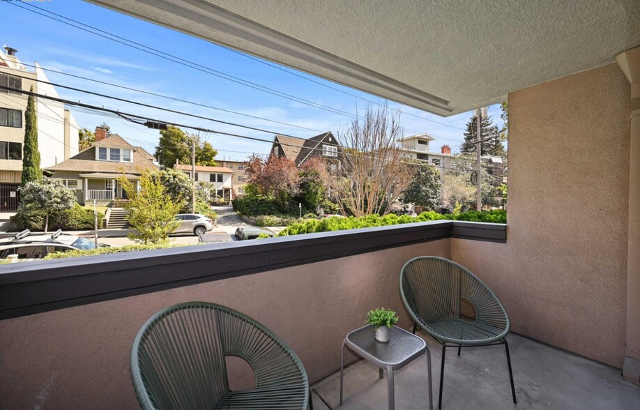 Building Photo - 407 Orange St