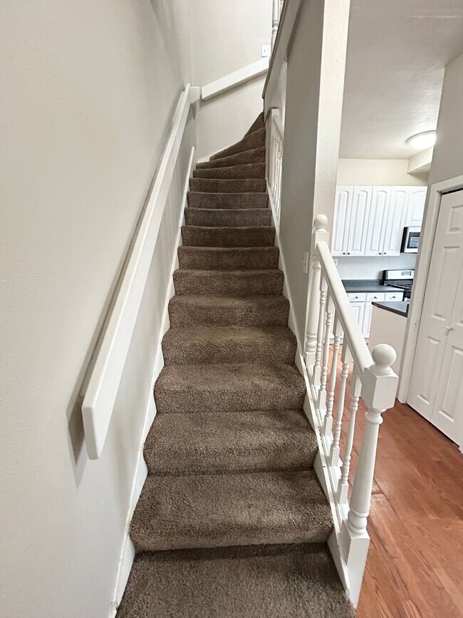 Building Photo - 2300 S 9th St