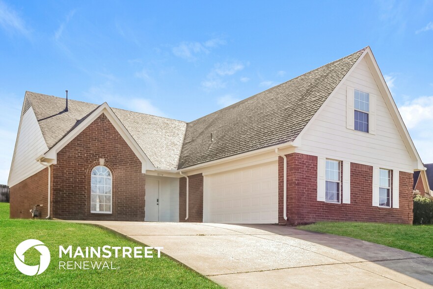 Building Photo - 8254 Manhatten Dr