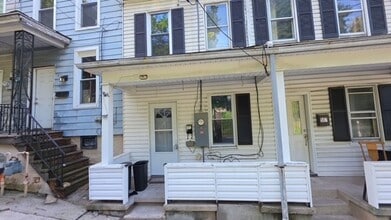 Building Photo - 509 E Arch St