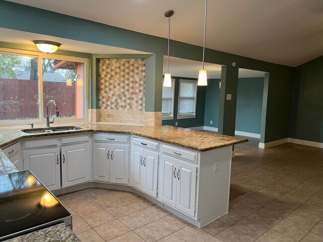 Building Photo - Marblehead