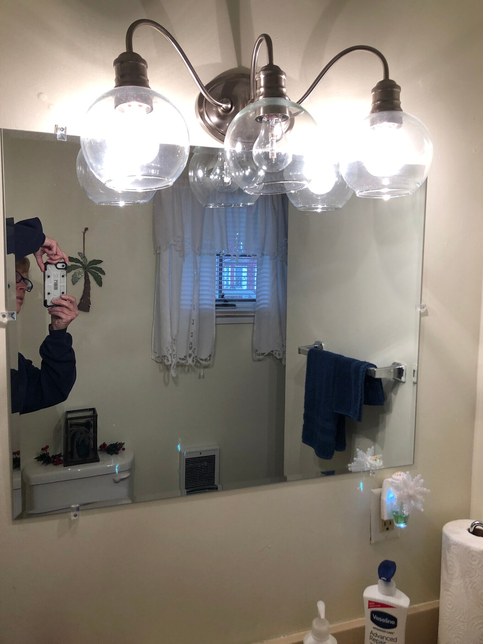 Building Photo - 701 Market St