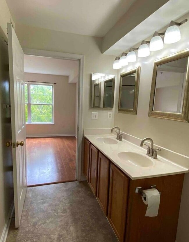 Building Photo - Normandy Place #306