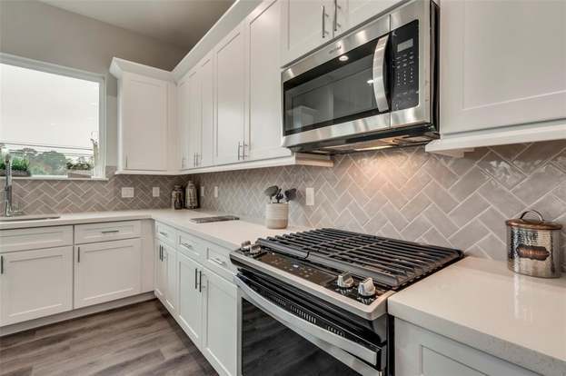 Building Photo - 3362 Pinemont Dr