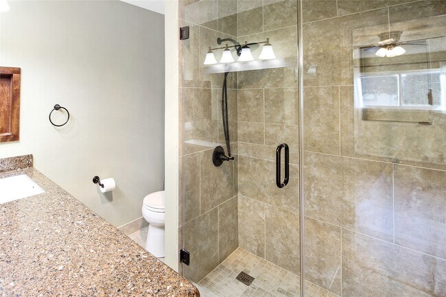 Building Photo - 14466 Misty Meadow Ln