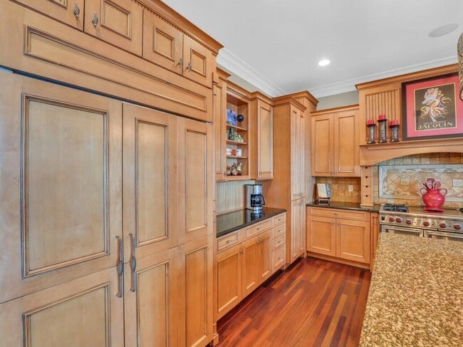 Building Photo - 106 Michigan Ct