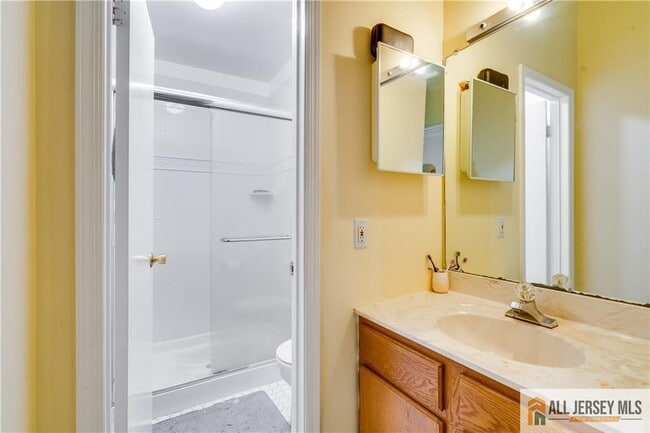 Building Photo - 3113 Cypress Ct