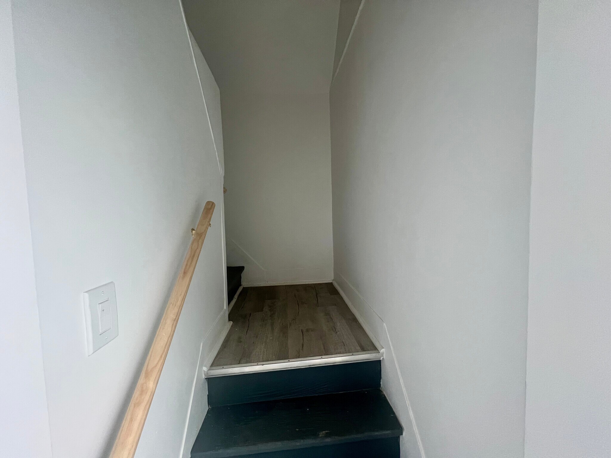 Building Photo - 236 Willetts Ave