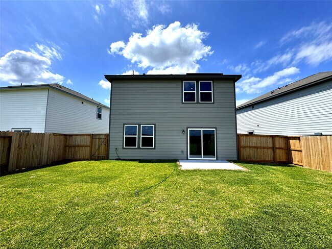 Building Photo - 8431 Vacek Xing Wy