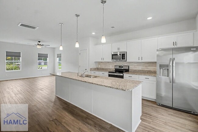 Building Photo - 137 Castaway Ct