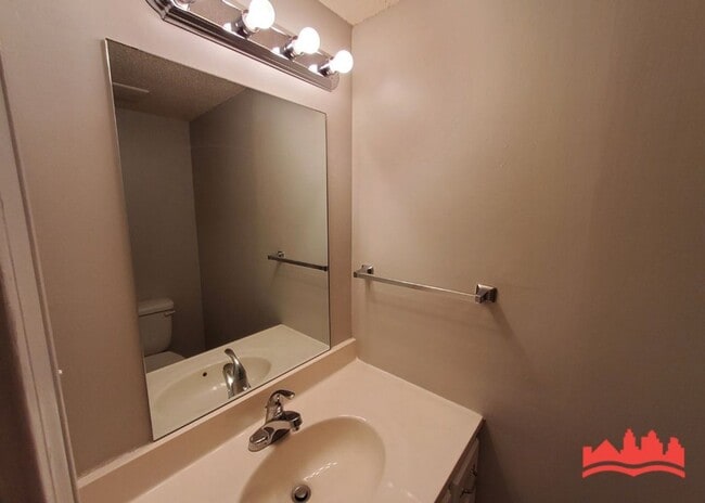 Building Photo - 6279 Kirby Downs Dr