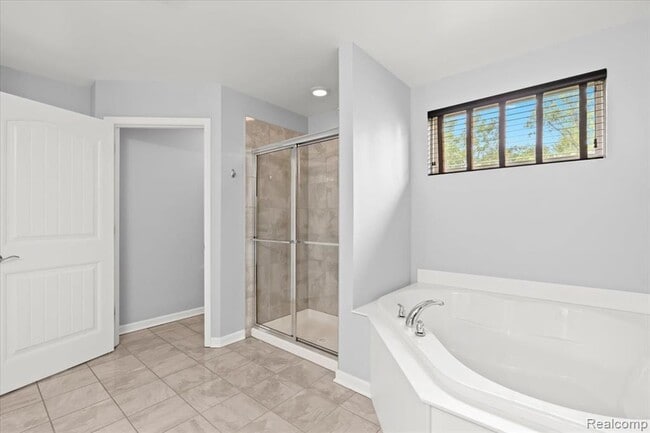 Building Photo - 49645 Hartwick Dr