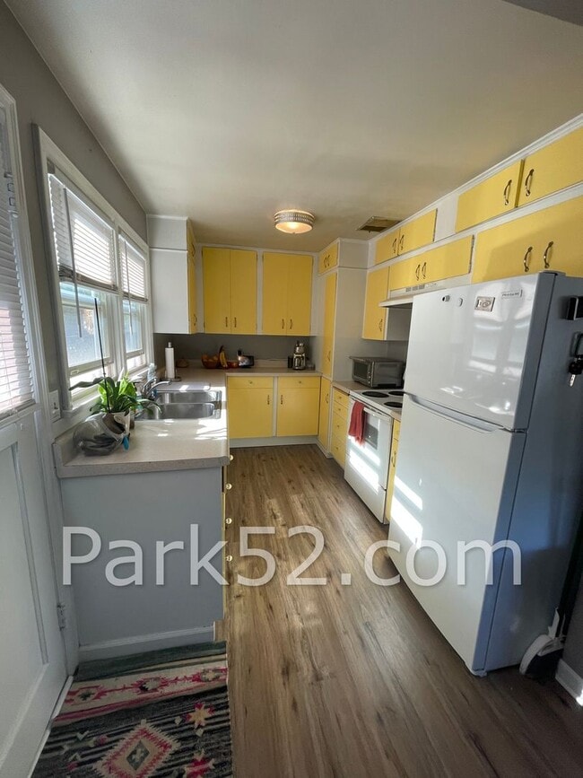 Building Photo - 4614 N 29th St