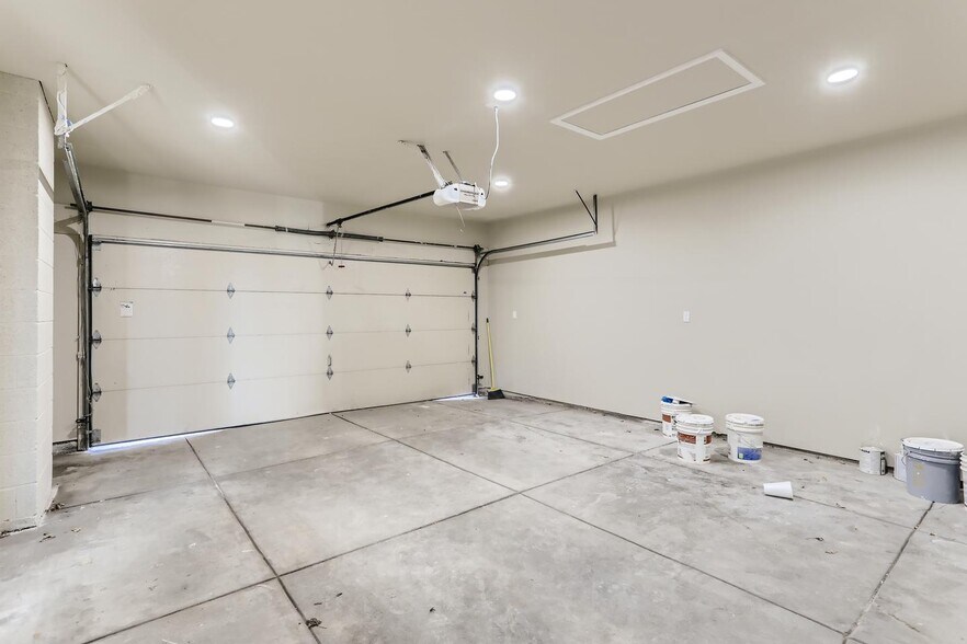 Building Photo - 7804 E Hampden Cir