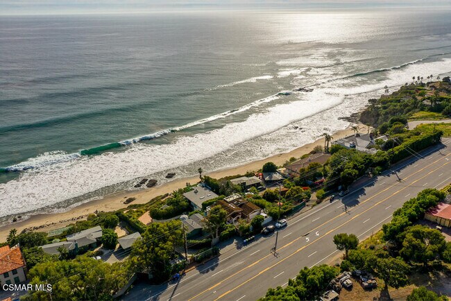 Building Photo - 33410 CA-1