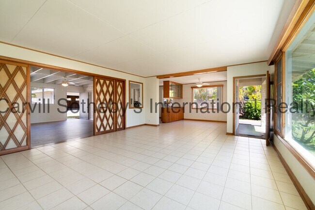 Building Photo - Lanikai -Kailua 3/3 Home