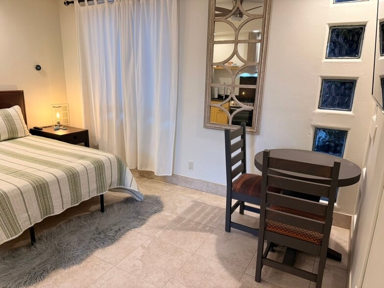 Building Photo - 2253 N Cohonina Cir