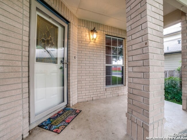 Building Photo - 5823 Rolling Forest Dr