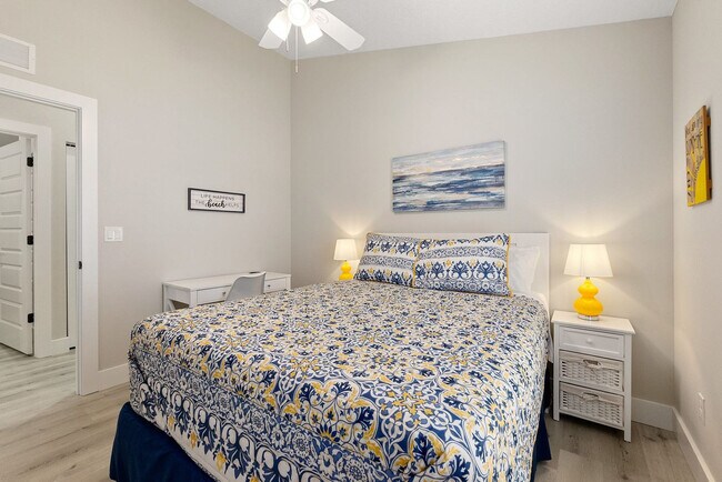 Building Photo - 1004 Josiah St