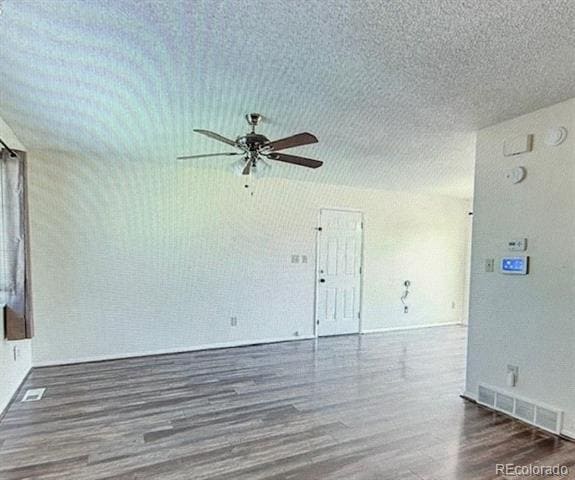 Building Photo - 7525 Vineland Trail