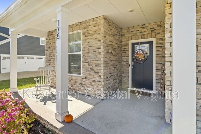 Building Photo - 175 Royal Black Heath