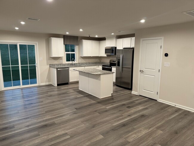 Building Photo - 1100 Aubrey Mdws Pl