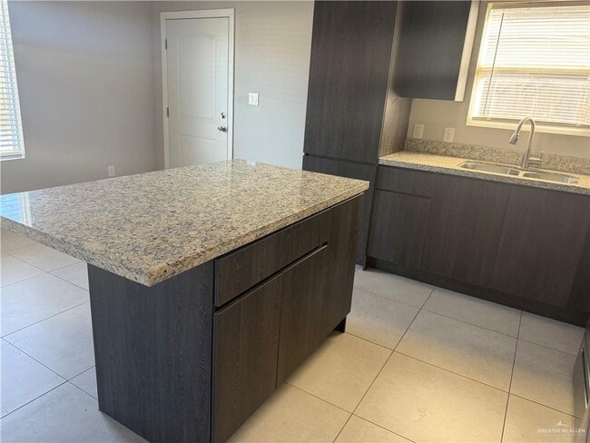 Building Photo - 34 Golden Nugget