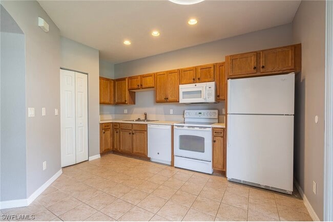Building Photo - 3306 Antica St