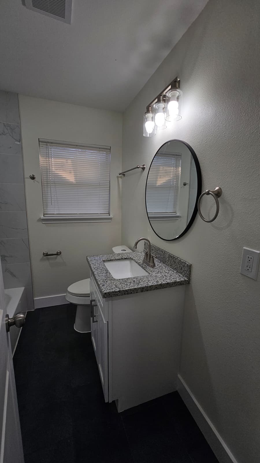 Building Photo - 6806 Jay St