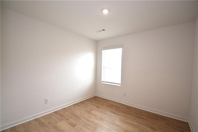 Building Photo - 373 Florida Ave