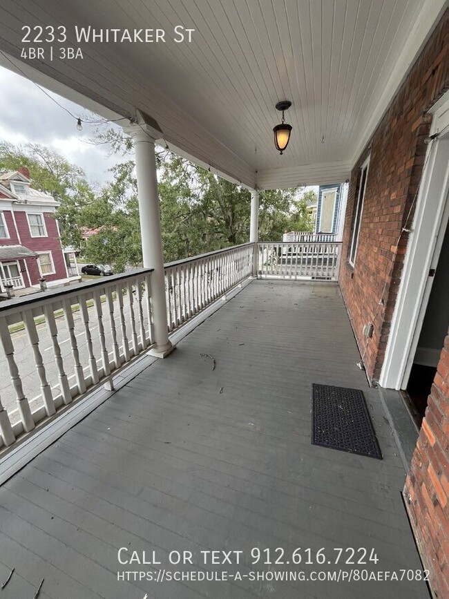 Building Photo - "Spacious 4-Bed, 3-Bath Duplex with Granit...