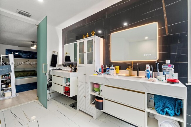 Building Photo - 15646 SW 97th Terrace