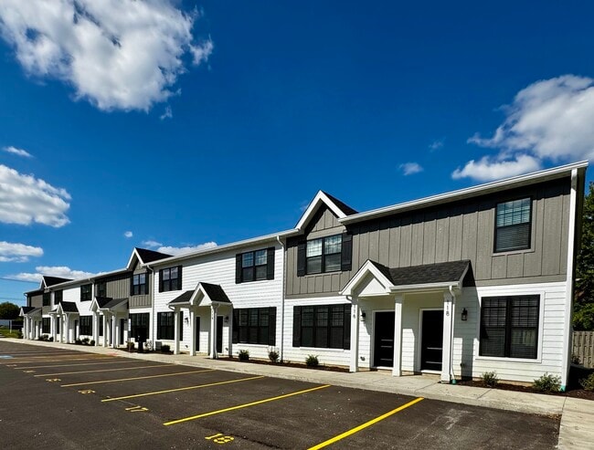Building Photo - 1436 Naperville Wheaton Rd