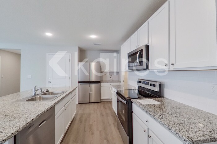 Building Photo - 8578 SW 44th Ct