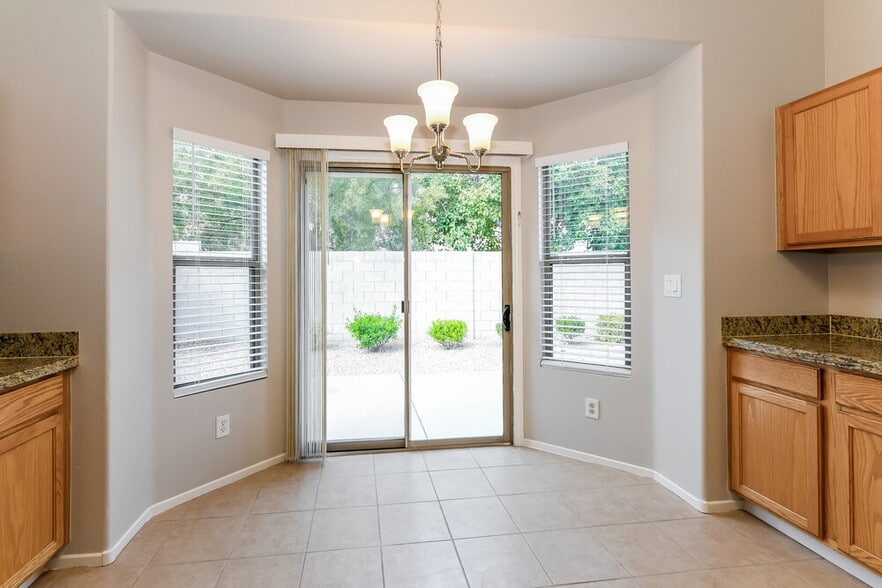 Building Photo - 6743 Bison Creek St