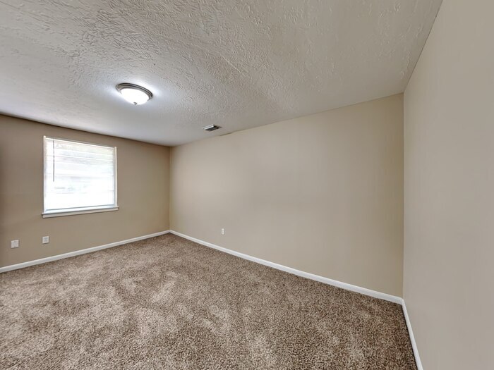 Building Photo - 407 Harold Ln