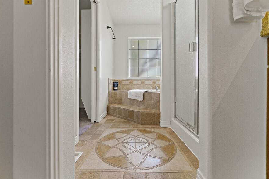 Building Photo - 9297 W Calico St